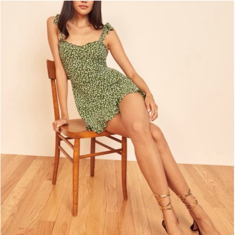 Reformation Christine Dress size 8, Green Dots, NWT